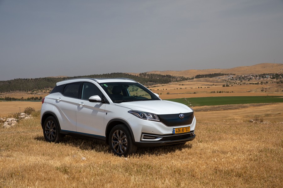 רכב הפנאי החשמלי SERES 3 EV מושק בישראל 🏎️ בפורטל הרכב גיר