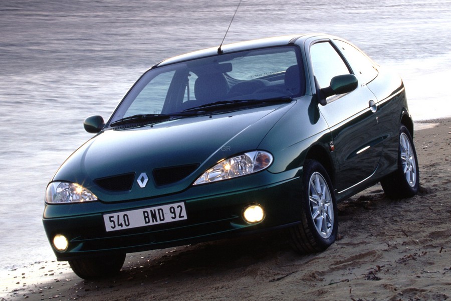2002 megane. Renault Megane Coupe 2002. Renault Megane Coupe 1999. Рено Меган 1 купе 1996. Рено Меган купе 2000.